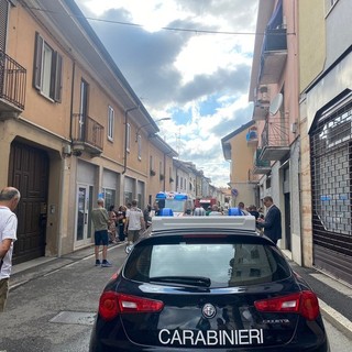 Tragedia a Gallarate: donna muore in una casa in fiamme