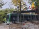 Maltempo anche a Milano: pianta crolla su un tram