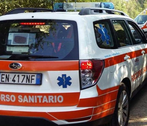 Abbiategrasso: 17enne investito dal pullman in viale Cattaneo, elitrasportato al Policlinico di Pavia