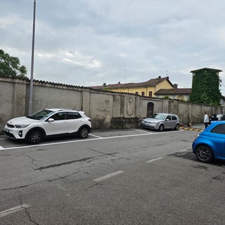 - FOTONOTIZIA - Pieve del Cairo, nuovi parcheggi e dissuasore di velocità in via Gianzana