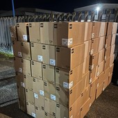 Bressana, cercano di rubare 200 scatoloni di Lego da un camion parcheggiato in ditta di logistica. I carabinieri sventano un colpo da 20mila euro