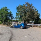 Boffalora sopra Ticino: auto in fiamme sulla strada statale 11