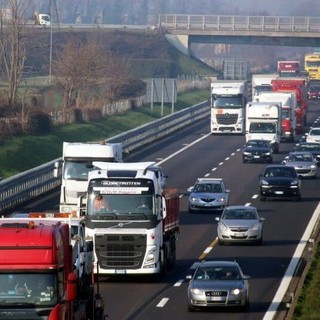 Maxi incidente sulla A4 tra Pero e Sesto