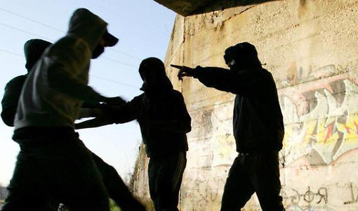 Brianza, i Carabinieri scoprono baby gang di minori: 8 ragazzi ai domiciliari Brianza, i Carabinieri scoprono baby gang di minori: 8 ragazzi ai domiciliari