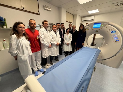 Vigevano, all'ospedale civile l'assessore regionale al Welfare Bertolaso ha inaugurato la nuova Tac per il reparto di radiologia