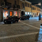 Allarme in gioielleria a Magenta: quattro pattuglie dei Carabinieri sul posto, ma era un falso allarme