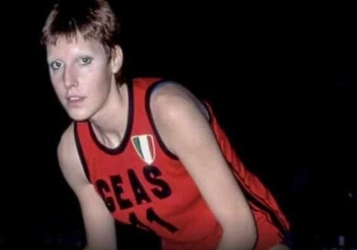 Basket in lutto per Mabel Bocchi, portò la Coppa dei Campioni in Lombardia Basket in lutto per Mabel Bocchi, portò la Coppa dei Campioni in Lombardia