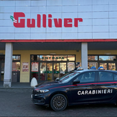 Mortara: rapina al supermercato, cassiera aggredita e presenti minacciati con una catena Mortara: rapina al supermercato, cassiera aggredita e presenti minacciati con una catena