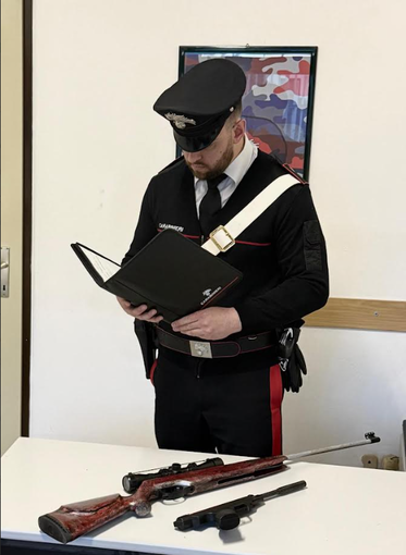 Mortara: infastidito dai rumori minaccia il vicino di casa con una pistola, denunciato un 73enne