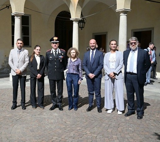 Terminato a Velletri (RM) il corso sulla violenza di genere, formati cinque carabinieri della compagnia provinciale di Pavia Terminato a Velletri (RM) il corso sulla violenza di genere, formati cinque carabinieri della compagnia provinciale di Pavia