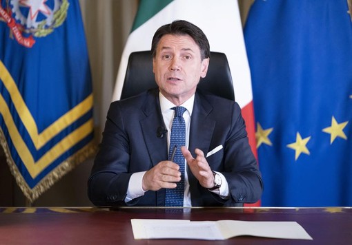 Le Faq del governo sugli spostamenti dal 21 dicembre al 6 gennaio. Telenovela sul divieto di uscita dal proprio comune il 25, 26 e 1° gennaio Le Faq del governo sugli spostamenti dal 21 dicembre al 6 gennaio. Telenovela sul divieto di uscita dal proprio comune il 25, 26 e 1° gennaio