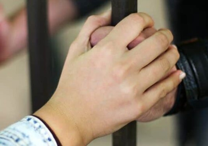 Un altro suicidio in carcere: 21enne si toglie la vita a Pavia Un altro suicidio in carcere: 21enne si toglie la vita a Pavia