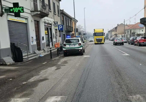 Magenta, autotreno bloccato sulla statale 11 a Pontenuovo: traffico in tilt