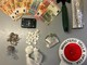 Casei Gerola, si nascondono nei sedili dell'auto alla vista dei Carabinieri: trovati oltre 70 grammi di droga Casei Gerola, si nascondono nei sedili dell'auto alla vista dei Carabinieri: trovati oltre 70 grammi di droga