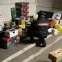 Ruba merce dai bancali Lidl: autista arrestato a Biandrate; in garage oltre 6mila euro di prodotti