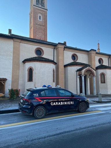 Vidigulfo: tenta di rubare le grondaie in rame della chiesa, 57enne fermato dai carabinieri