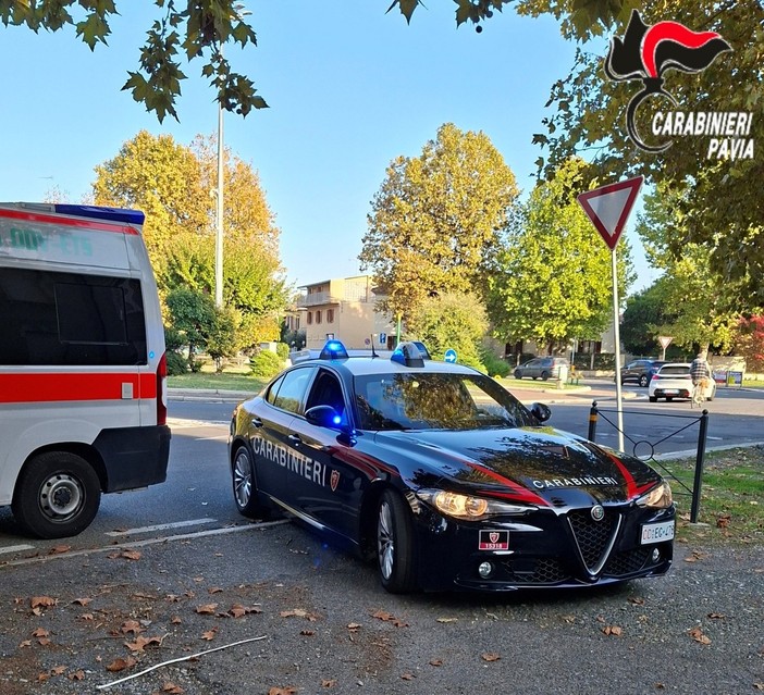 Voghera: rissa tra ragazzi, alcuni dei quali minorenni, all'esterno di un istituto scolastico Voghera: rissa tra ragazzi, alcuni dei quali minorenni, all'esterno di un istituto scolastico