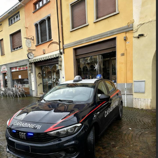 Dorno, rapina in gioielleria: i carabinieri identificano e arrestano due 66enni Dorno, rapina in gioielleria: i carabinieri identificano e arrestano due 66enni