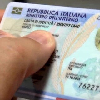 Vigevano, l'anagrafe apre un sabato al mese per il rilascio della CIE