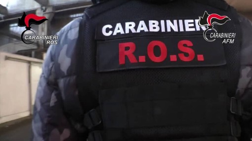 Arrestato un minorenne per propaganda jihadista, stava imparando online a costruire ordigni Arrestato un minorenne per propaganda jihadista, stava imparando online a costruire ordigni