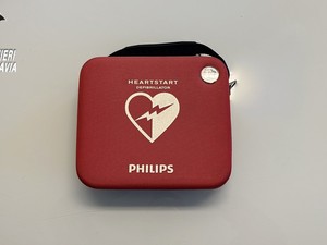 Sannazzaro: ruba defibrillatore, i carabinieri lo ritrovano e denunciano una donna