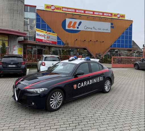 Vigevano, i carabinieri identificano e denunciano tre persone per furto all’interno di un supermercato