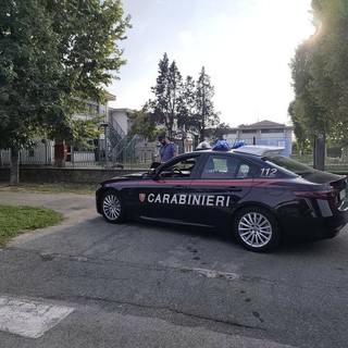 Vigevano, tempestivo intervento dei Carabinieri nei pressi di una scuola primaria. 34enne bloccato e denunciato per atti osceni in luogo pubblico