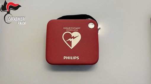 Sannazzaro: ruba defibrillatore, i carabinieri lo ritrovano e denunciano una donna