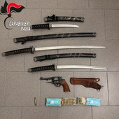 Pavia, i Carabinieri intervengono per lite tra vicini. Un denunciato per possesso illegale di armi