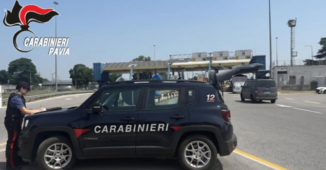 Gropello, i carabinieri arrestano 45enne ricercato da quattro anni in Europa per una violenta rapina in Grecia