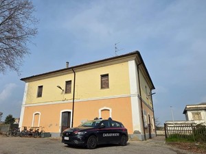 Palestro, ritardo di oltre un’ora per un 25enne senza biglietto: denunciato dai Carabinieri