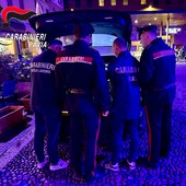 Pavia, controlli dei carabinieri in centro: sanzionati tre esercizi commerciali