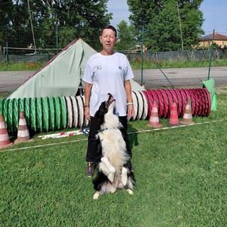 Orgoglio di Costanza: Antonella Signorelli e Shine conquistan l'8° posto agli Europei di Dog Dance a Karlskrona