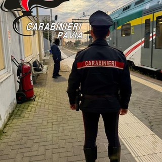 Pavia, i carabinieri recuperano la refurtiva rubata sul treno. Un denunciato per ricettazione