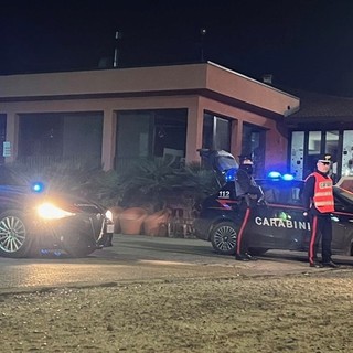 Controlli a tappeto dei carabinieri nella notte di Halloween, identificate oltre 250 persone