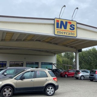 Mede: tentano di aprire la cassaforte del supermercato, ma fuggono a mani vuote