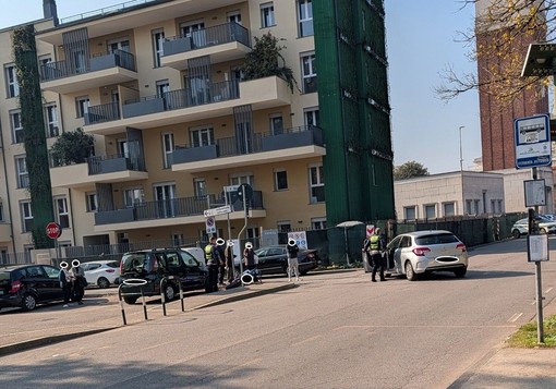 Corbetta, incidente in via Oberdan: ferito 16enne in moto, finisce in ospedale in codice giallo Corbetta, incidente in via Oberdan: ferito 16enne in moto, finisce in ospedale in codice giallo