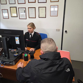 Vigevano, “Money Muling”: i carabinieri identificano e denunciano all’autorità giudiziaria sette persone Vigevano, “Money Muling”: i carabinieri identificano e denunciano all’autorità giudiziaria sette persone