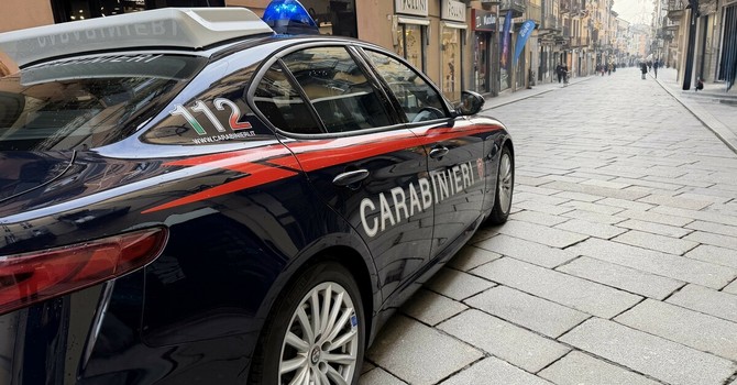 "Signore, ha diritto a un rimborso": la truffa telefonica svuota il conto e spia lo smartphone. Denunciato un uomo dai Carabinieri in provincia di Pavia "Signore, ha diritto a un rimborso": la truffa telefonica svuota il conto e spia lo smartphone. Denunciato un uomo dai Carabinieri in provincia di Pavia