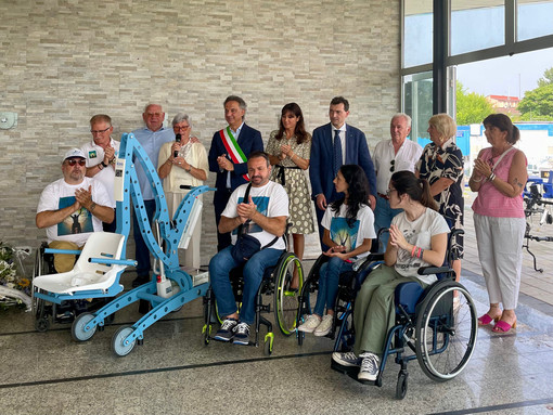 Vigevano, inaugurato il sollevatore per persone con disabilità installato presso il Centro Santa Maria