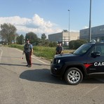 Tromello: fugge alla vista dei Carabinieri, 25enne bloccato e denunciato per detenzione di stupefacenti ai fini di spaccio Tromello: fugge alla vista dei Carabinieri, 25enne bloccato e denunciato per detenzione di stupefacenti ai fini di spaccio
