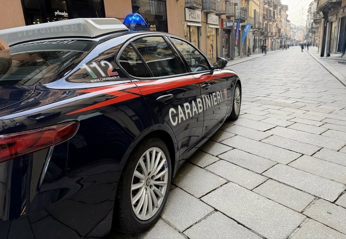 Bereguardo: maltrattamenti e atti persecutori, i carabinieri arrestano un uomo Bereguardo: maltrattamenti e atti persecutori, i carabinieri arrestano un uomo