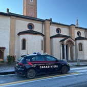 Vidigulfo: tenta di rubare le grondaie in rame della chiesa, 57enne fermato dai carabinieri Vidigulfo: tenta di rubare le grondaie in rame della chiesa, 57enne fermato dai carabinieri