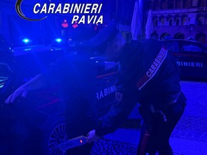 Pavia, controlli nel centro storico anche con metal detector. Quattro giovani segnalati alla Prefettura come assuntori di stupefacente