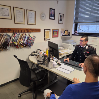 Vigevano, 44enne raggirato online e convinto a pagare 6mila euro: scattano dieci denunce