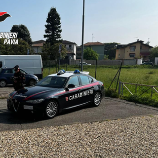 Vigevano: minaccia di togliersi la vita, i carabinieri gli parlano ed evitano il peggio