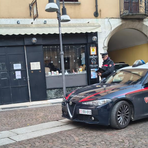 Vigevano: pranza in un ristorante ma fugge senza pagare il conto, denunciata una 39enne