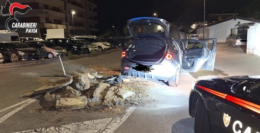 Voghera, fugge all'alt dei carabinieri: inseguito dai carabinieri e arrestato un 45enne