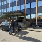 Pavia, rapina nei pressi dell'autostazione: la Polizia di Stato individua e arresta l’autore, restituendo la collanina rubata ad un quindicenne