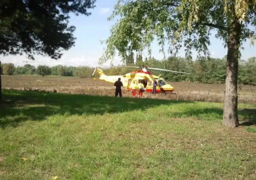 Pescatore ha un infarto e cade nel Naviglio a Turbigo. Salvato da amico, muore in ospedale